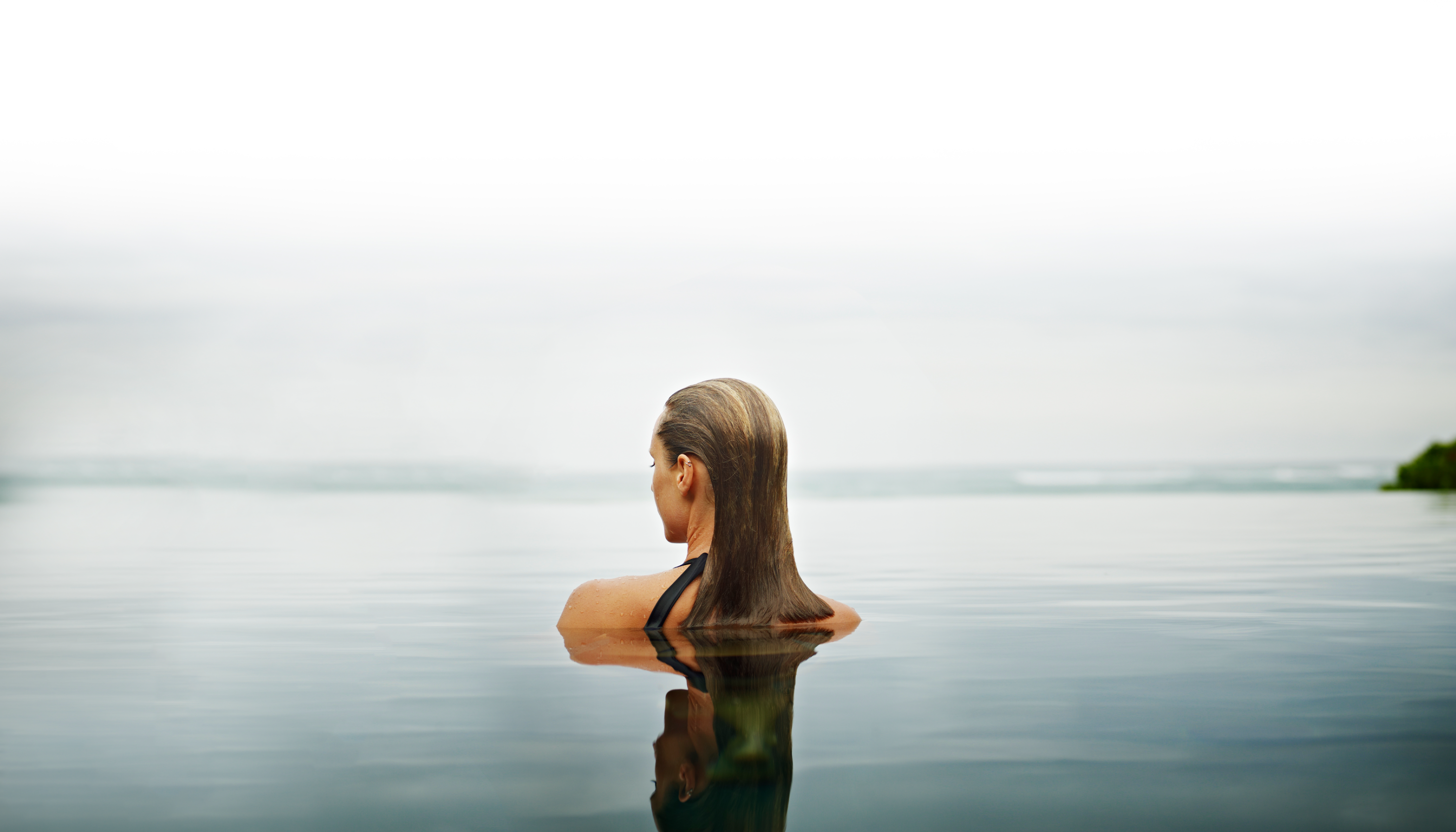 Serene wellness ritual for mental clarity and focus - Collectif Mind botanical lifestyle