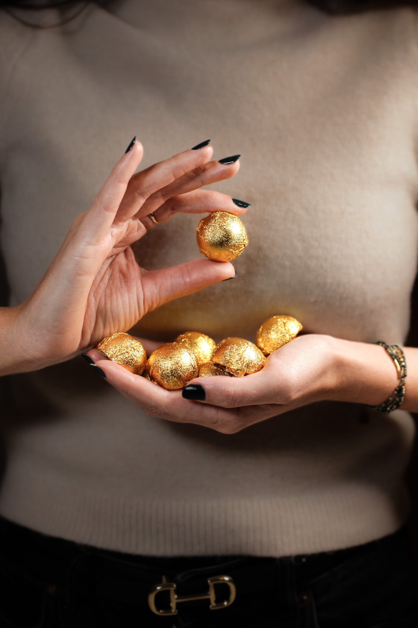 Bespoke handcrafted mushroom chocolates with gold foil for events and retreats by Collectif Mind